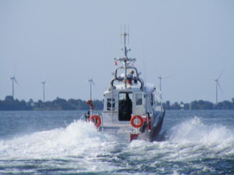 MetalCraft Marine FireStorm 40 high-speed aluminum fireboat